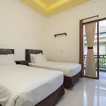 Frog Homestay