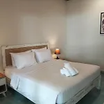 Jukung Dua Guest House