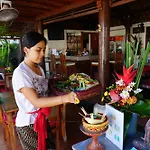 Yulia 2 Homestay Sanur