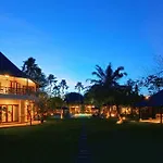 Avilion Villa Cinta