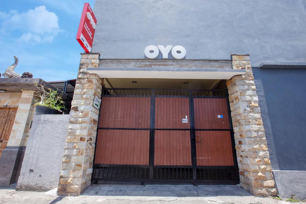 Oyo 401 The Frog Sanur (Bali)