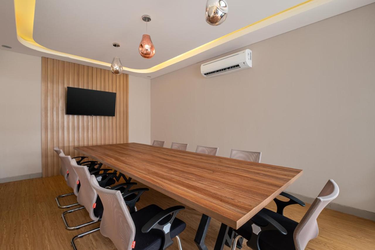 Abisha Hotel 3*