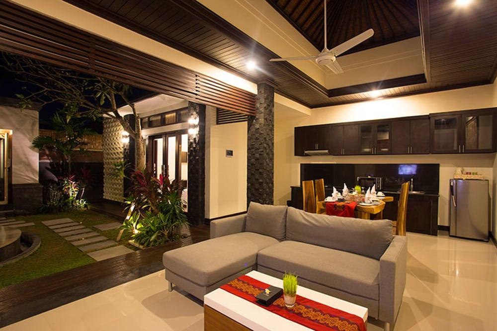 Kayu Suar Bali Luxury & * Sanur