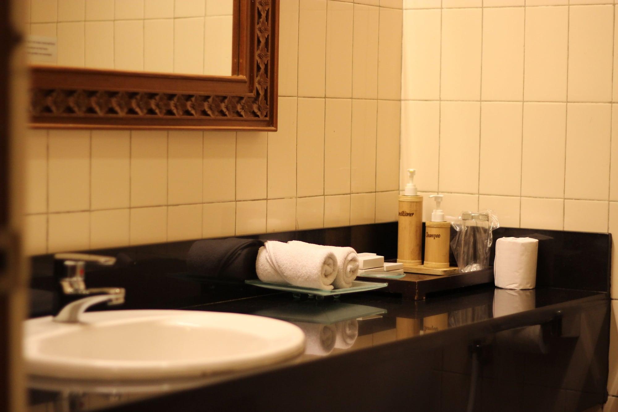Diwangkara Beach Hotel And Resort 3*