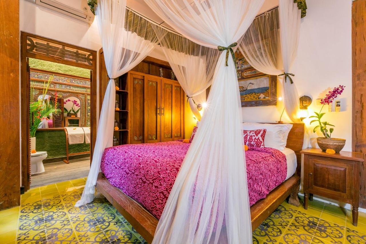 Kampung Kecil Boutique *