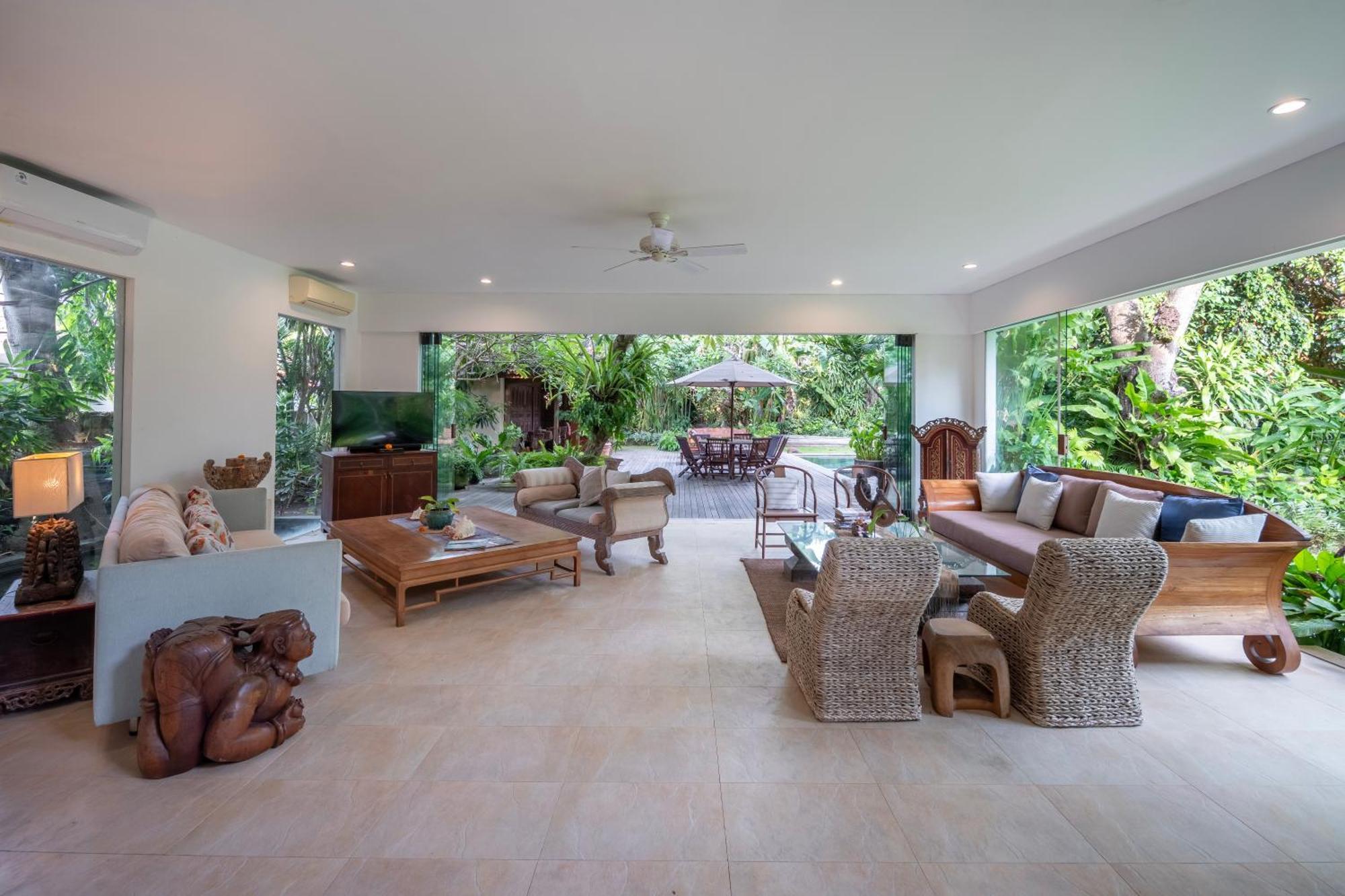 Villa The Asraya By Nakula