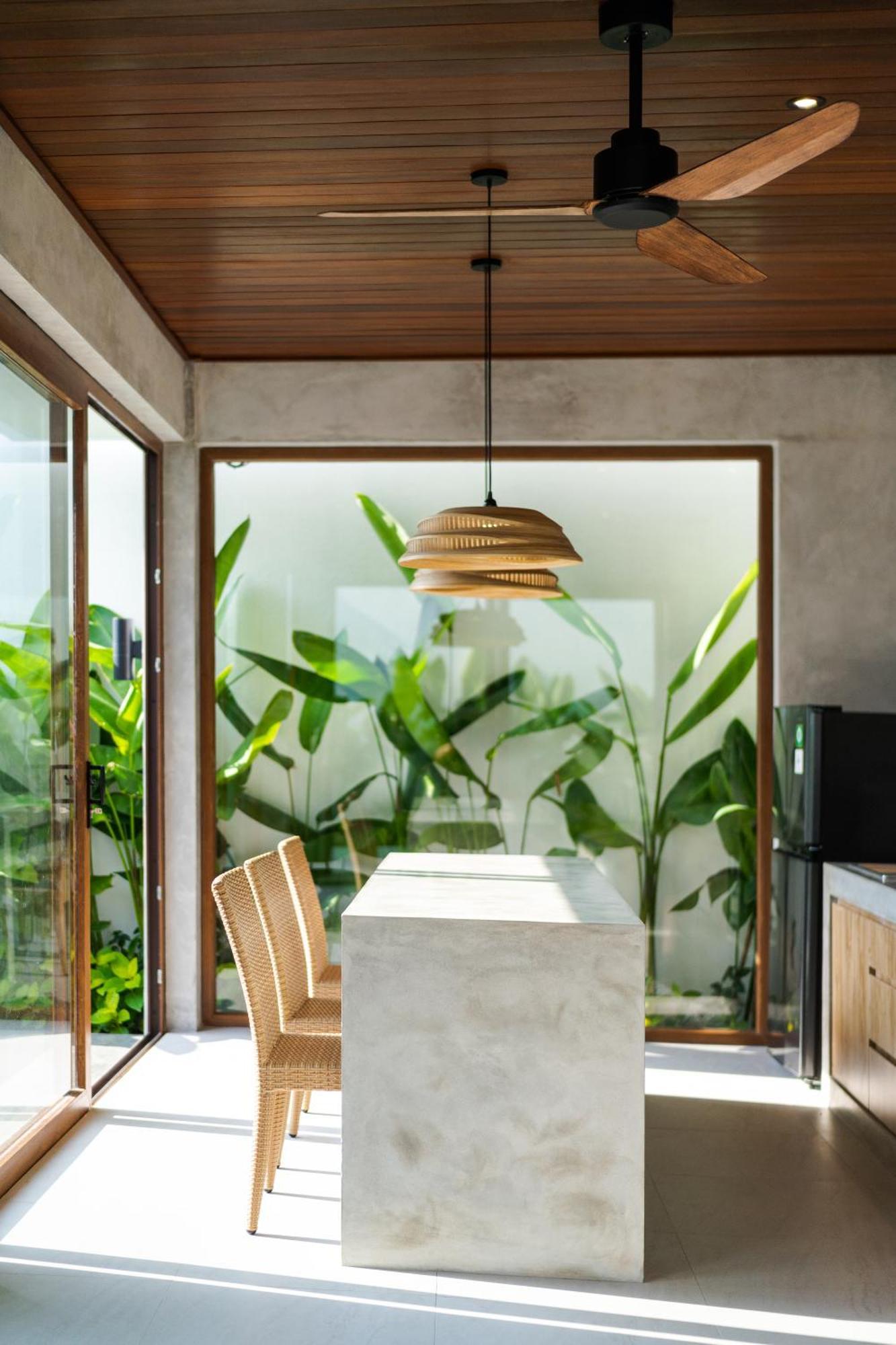 Villa J4 *