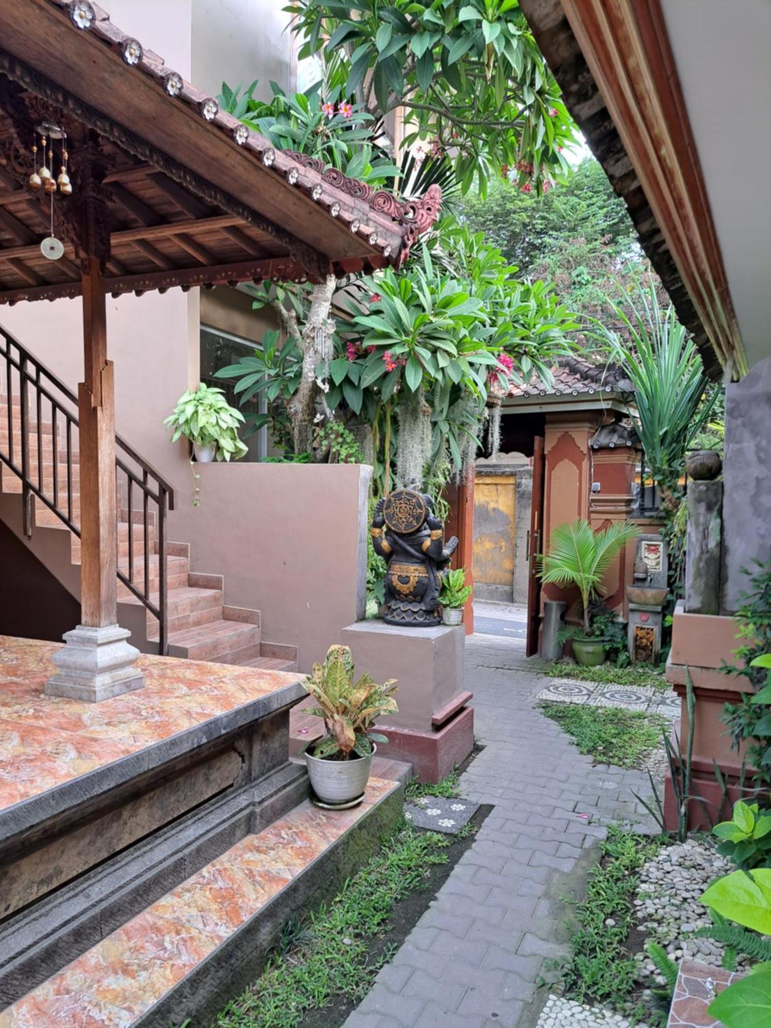 Ascarya *