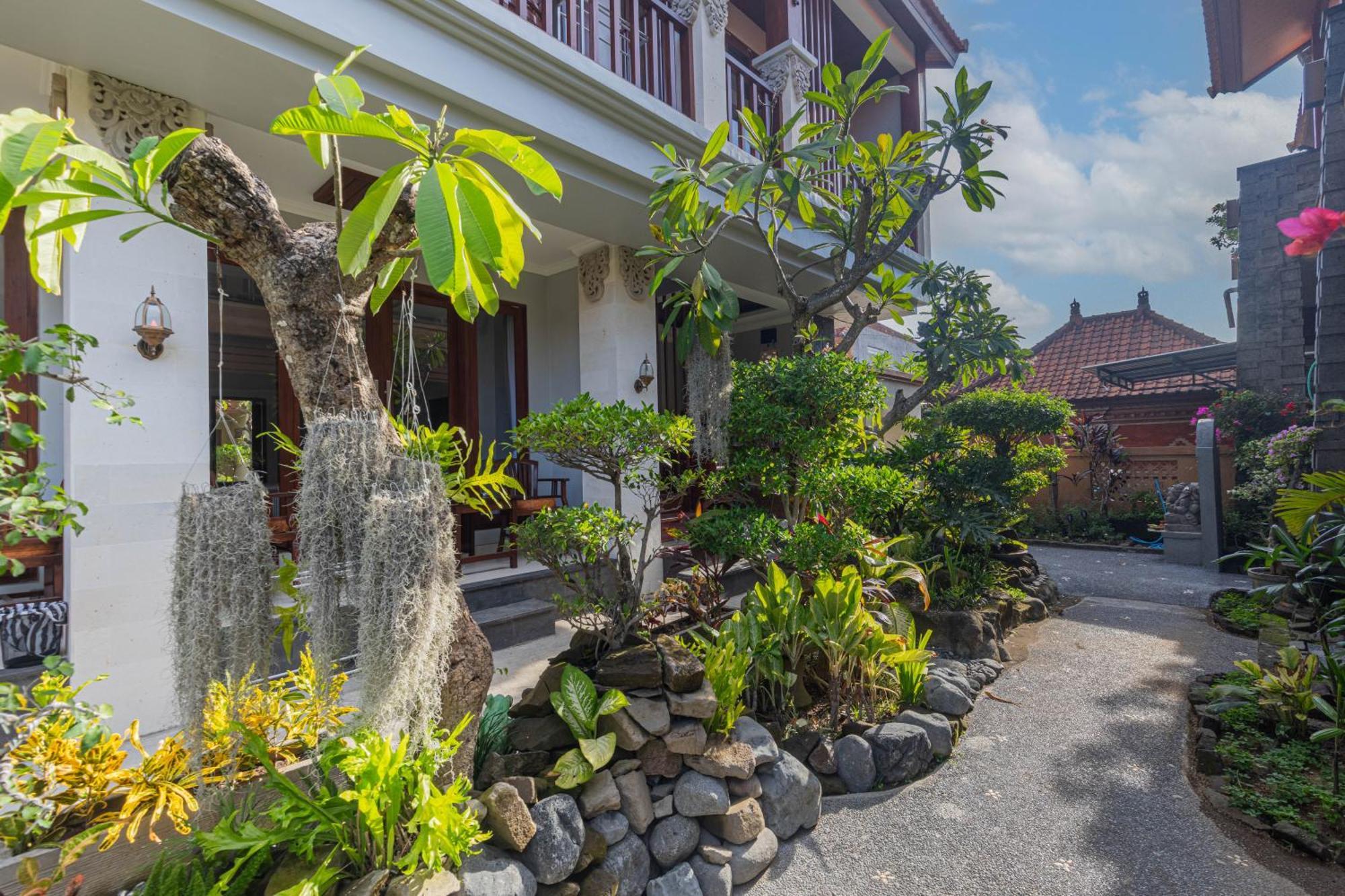 Donahome Sanur (Bali)