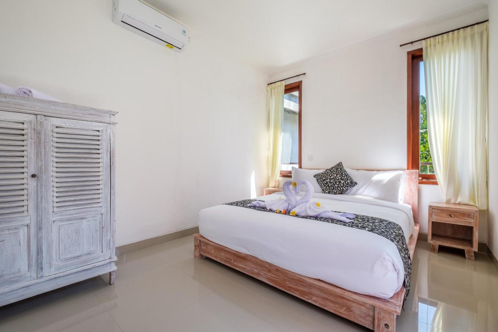 The R Sinabung - Comfort Near The Appartement