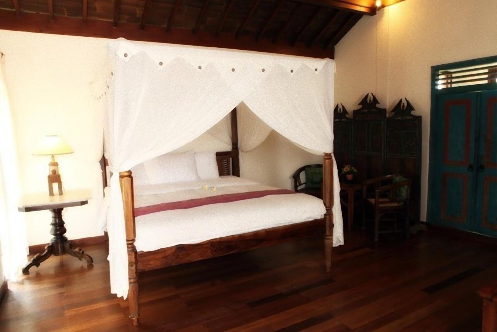 Sunhouse 3*