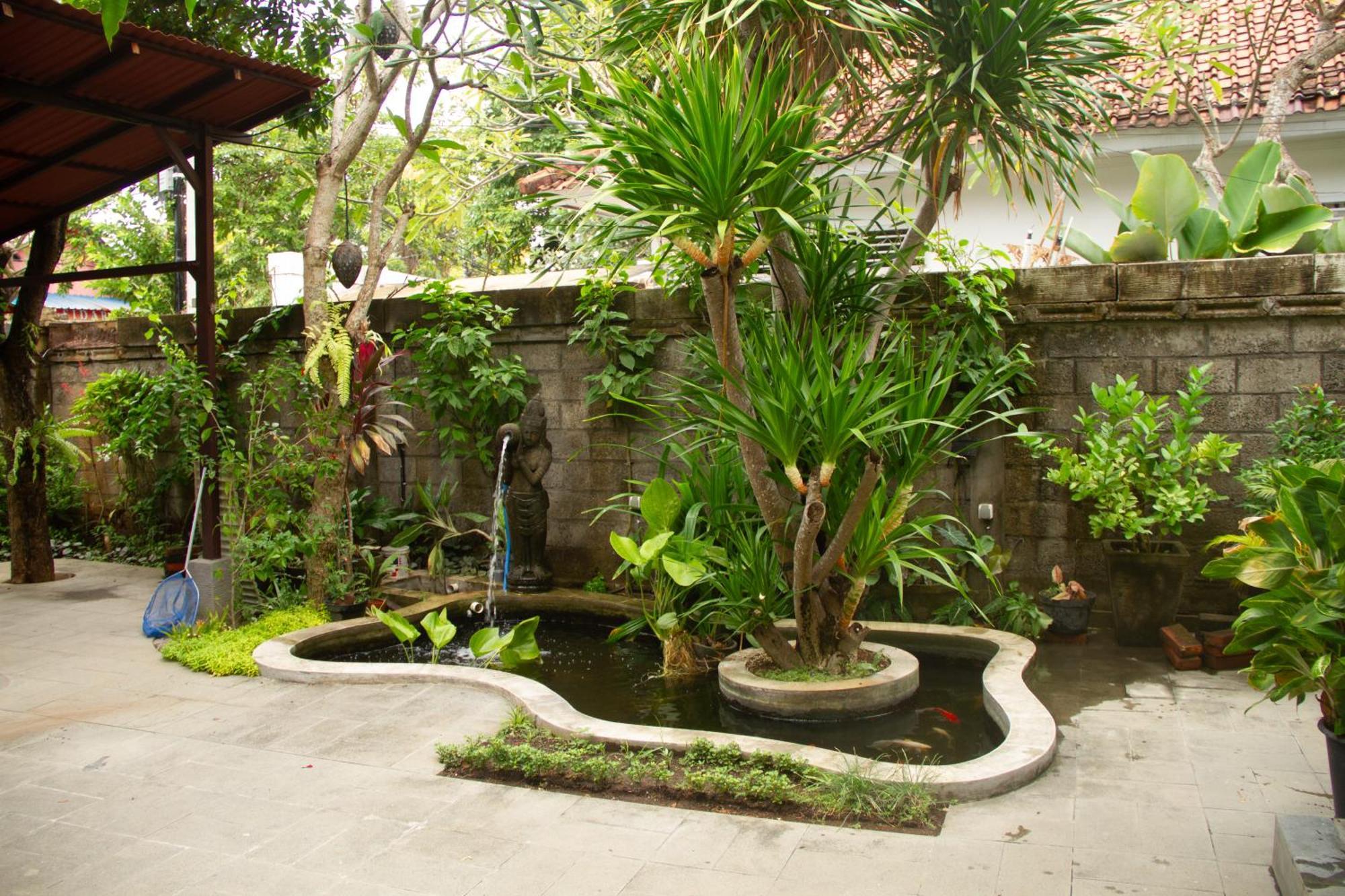 Sekar Waru * Sanur