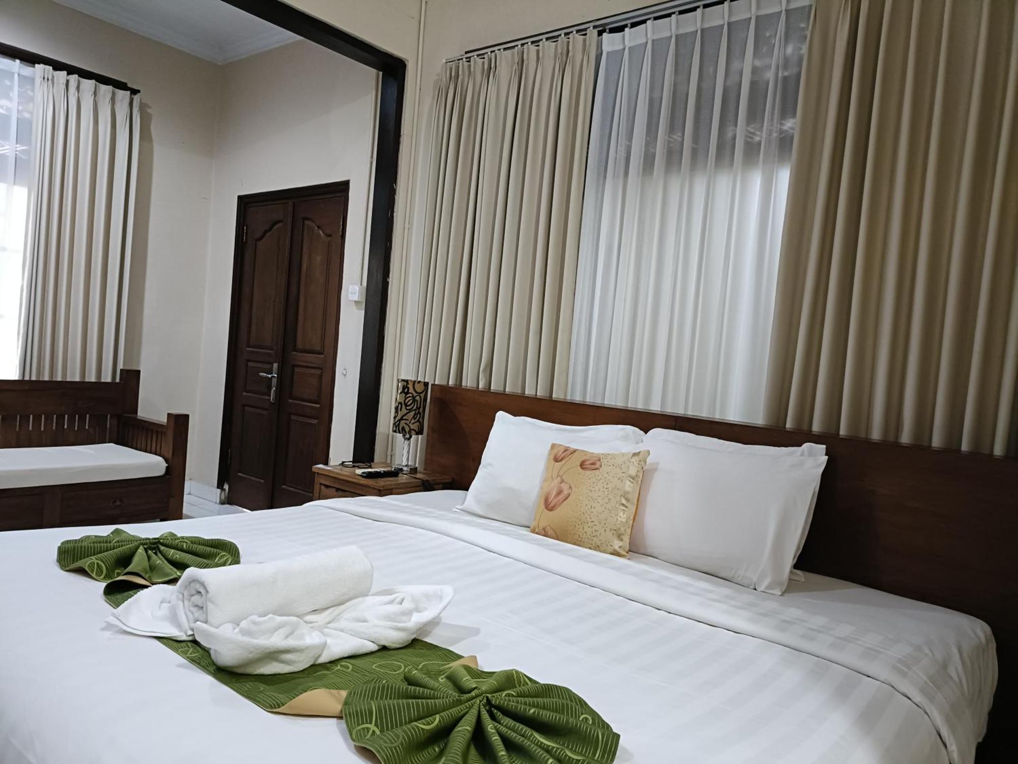 Homestay Ngetis Home Stay