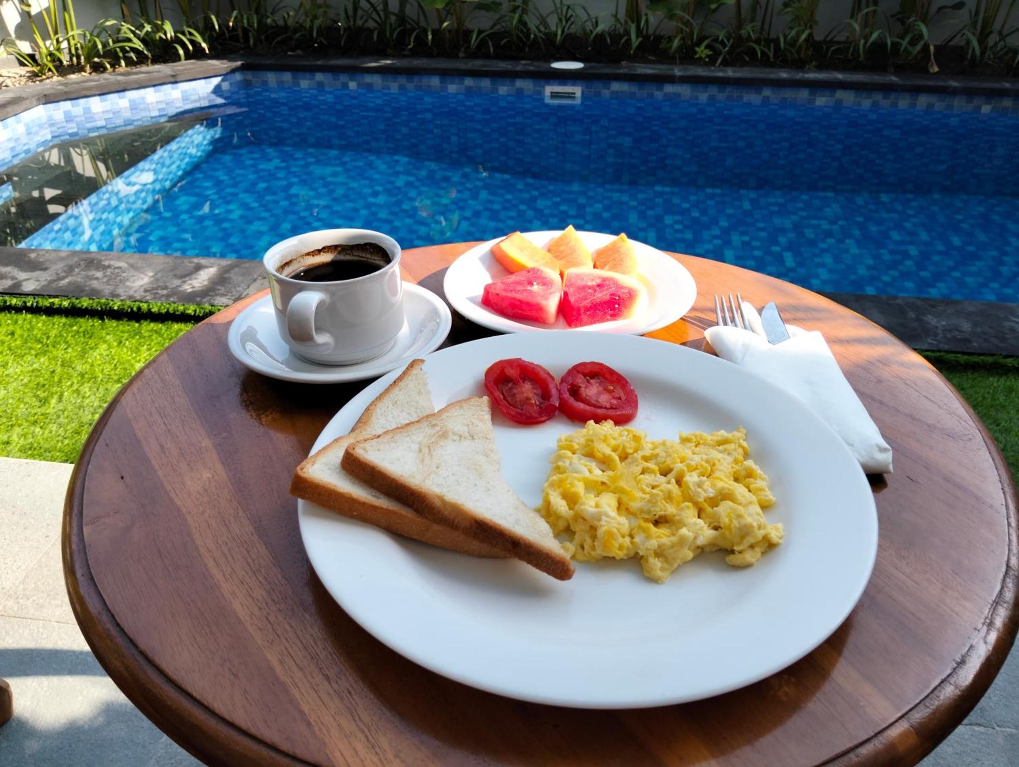 Kutus Bali *