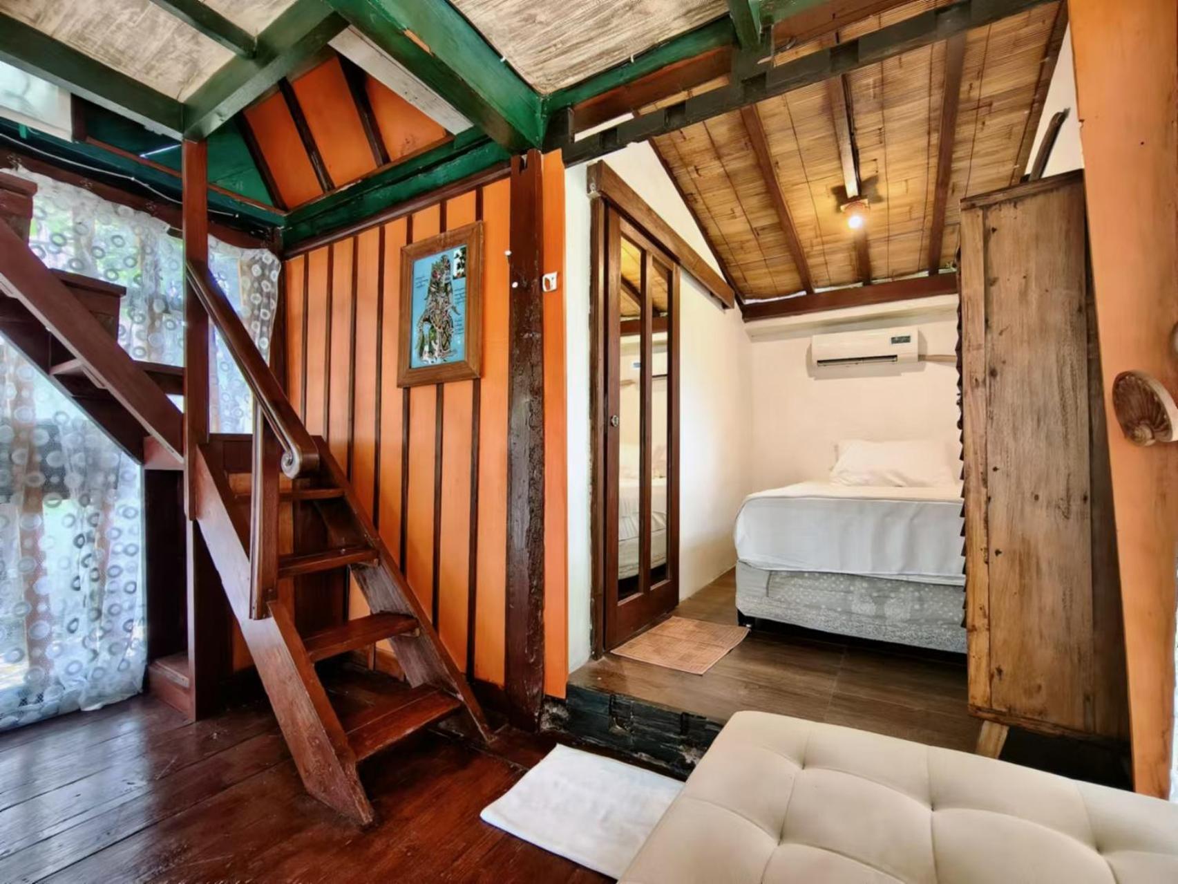 Panda Lumbung Bed & Breakfast
