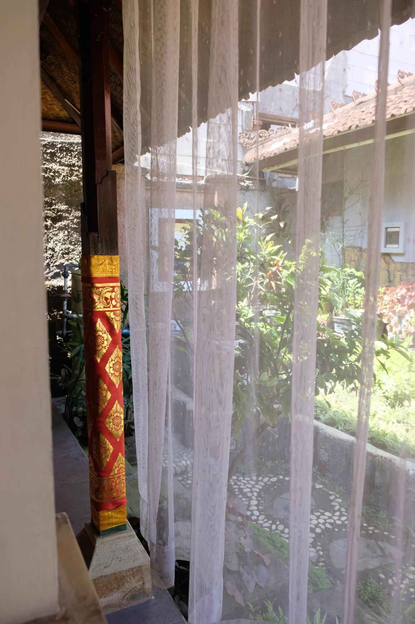 Indah 3* Sanur (Bali)