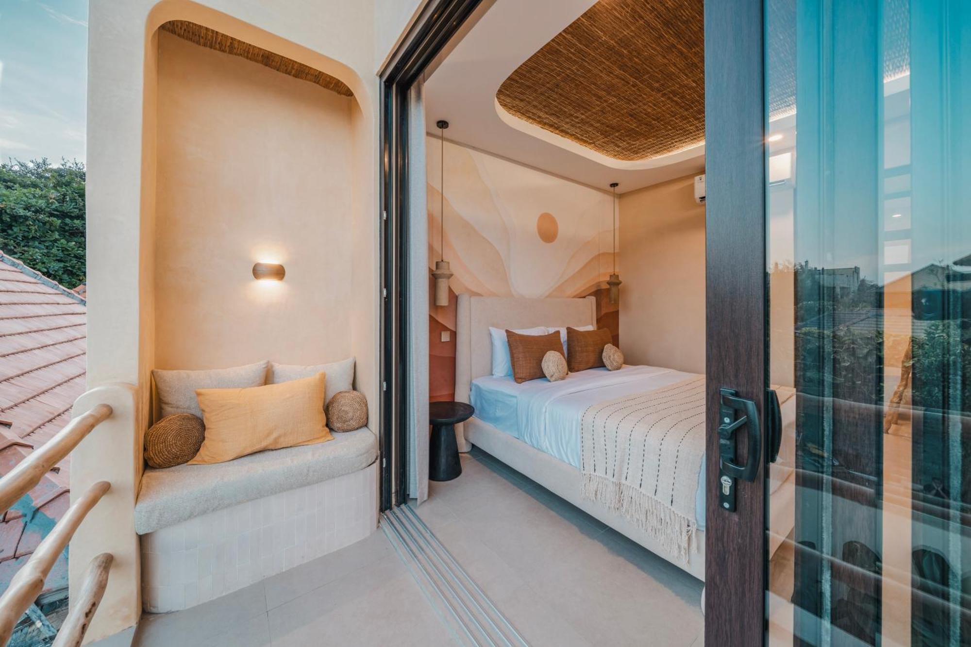 Solara Villa
