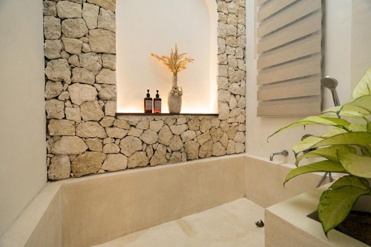Beautiful Side Large Garden Parking Sanur (Bali)