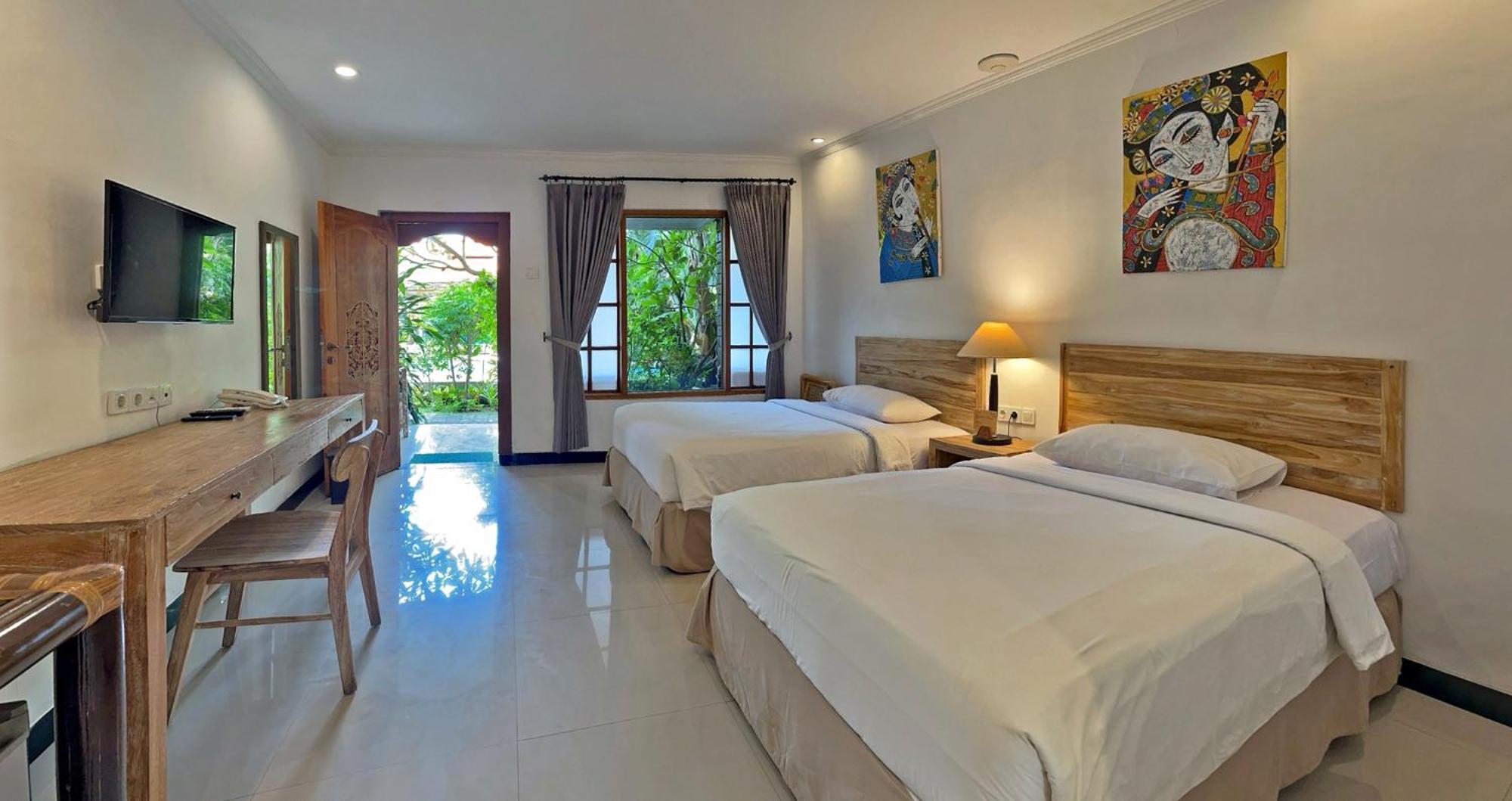 Hotel Collection O 90993 3*