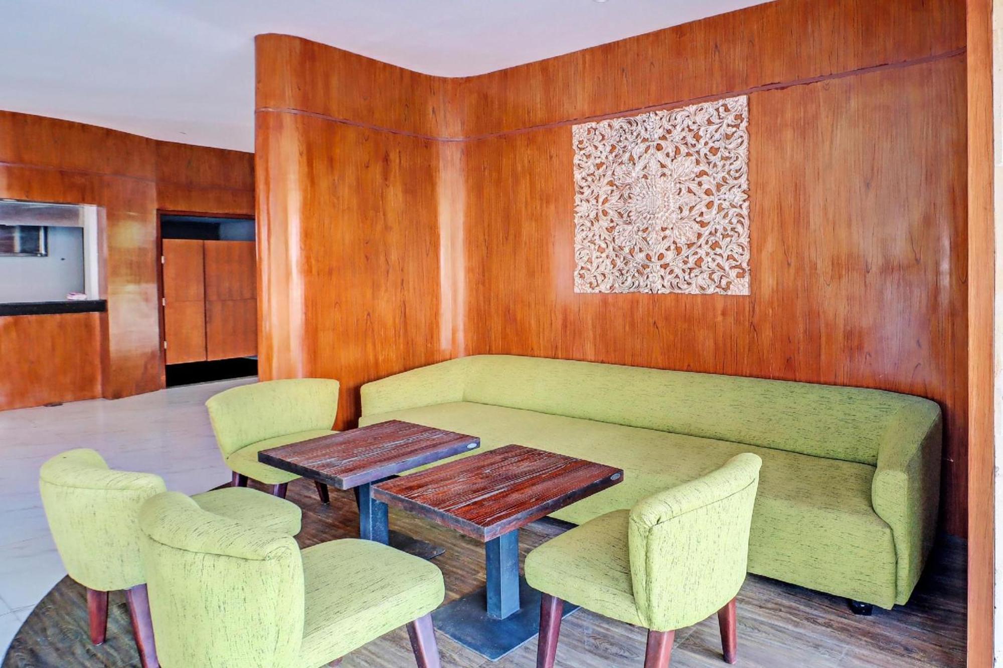Townhouse Oak Signature Hotel Sanur