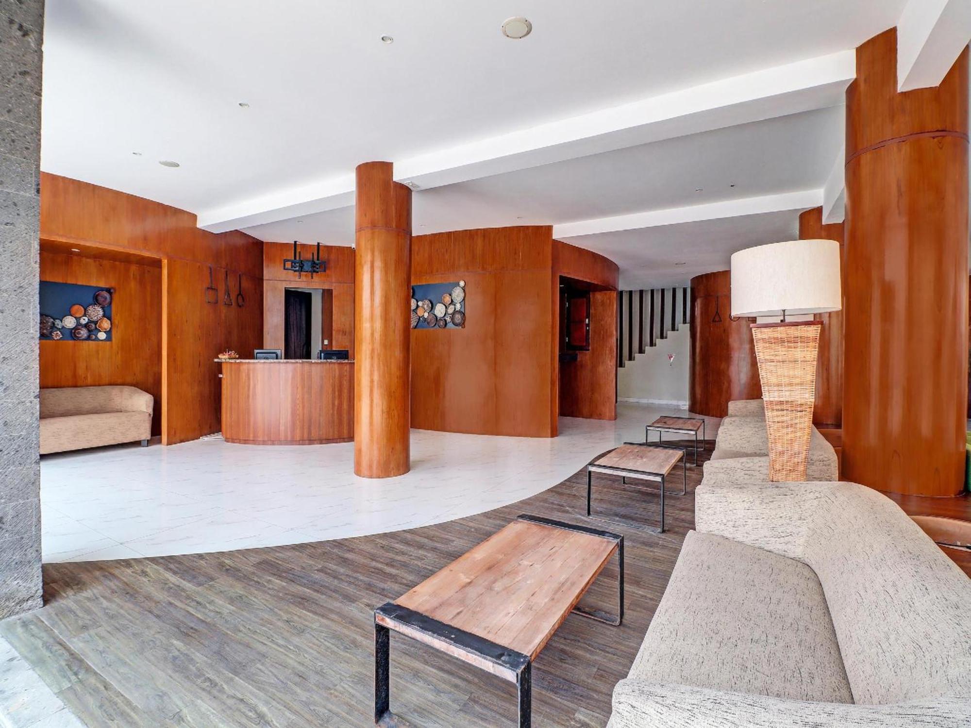 Hotel Townhouse Oak Signature 4*