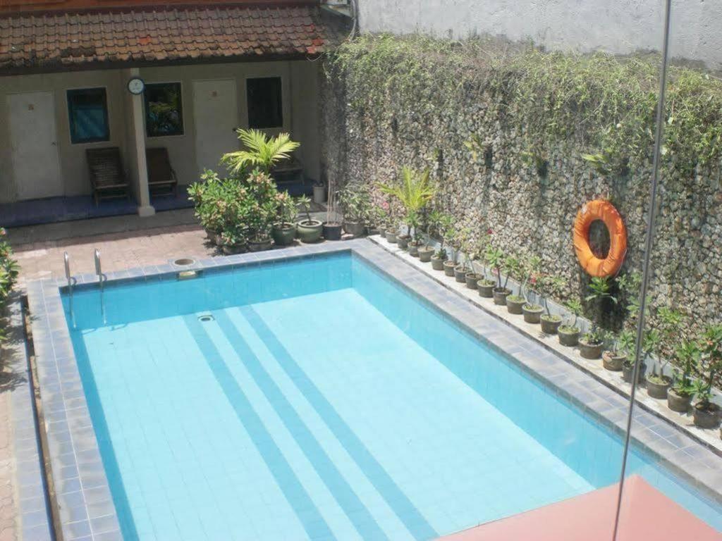Hotel Ayu *