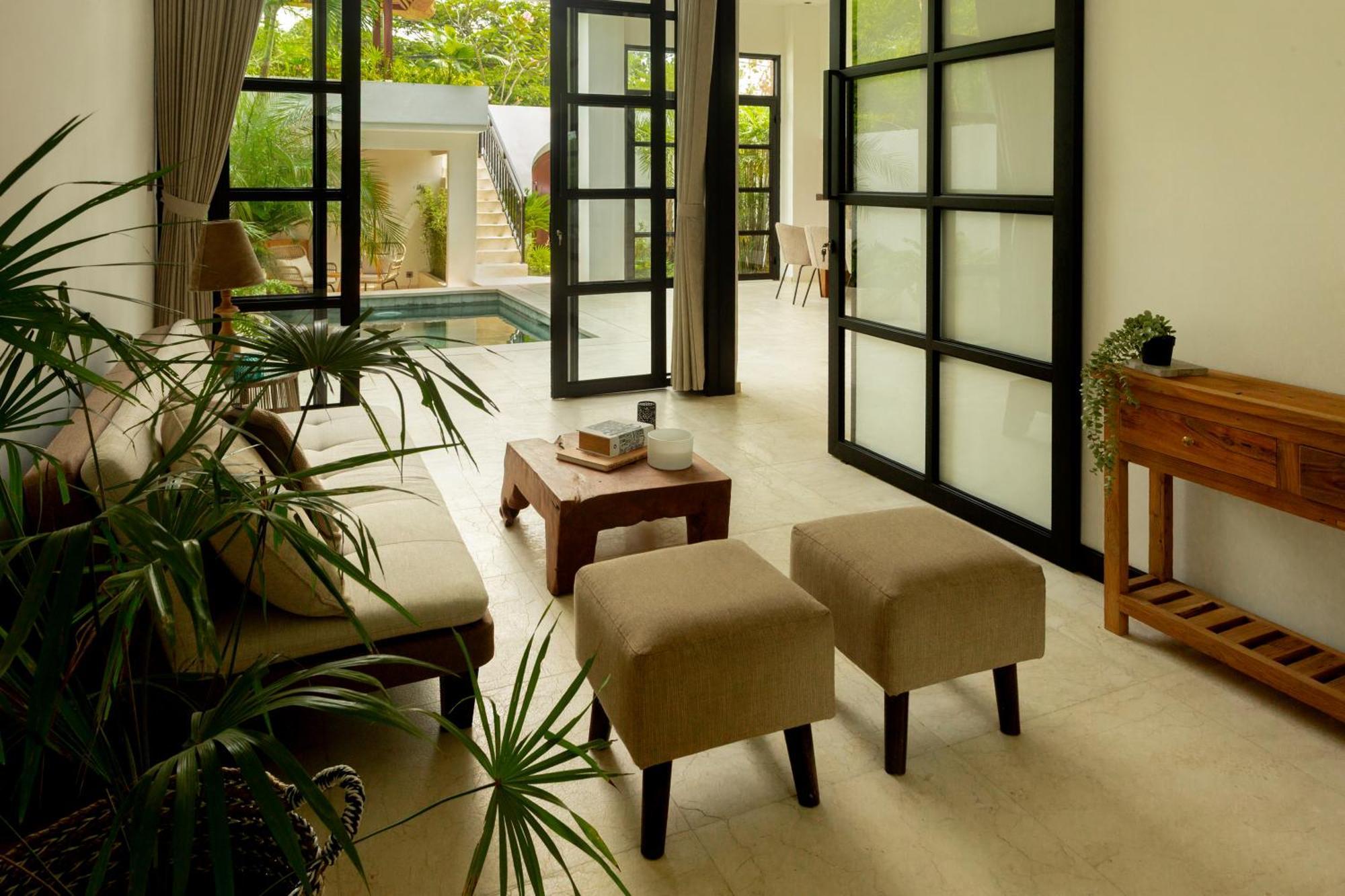 Balidroomvilla Mangrove - Full Serviced - Beachside Villa *