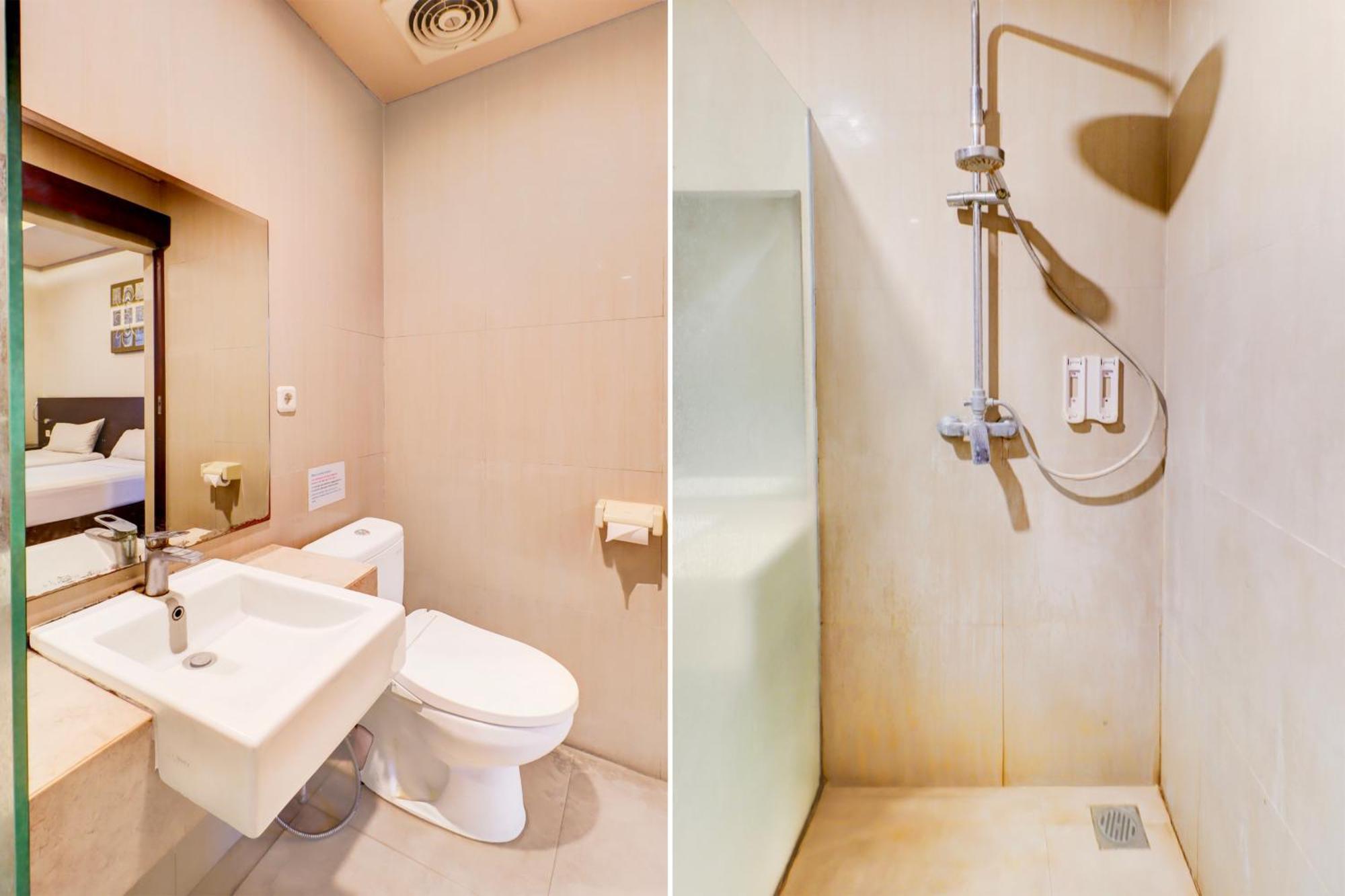 Akarsa Transit Hotel 2*