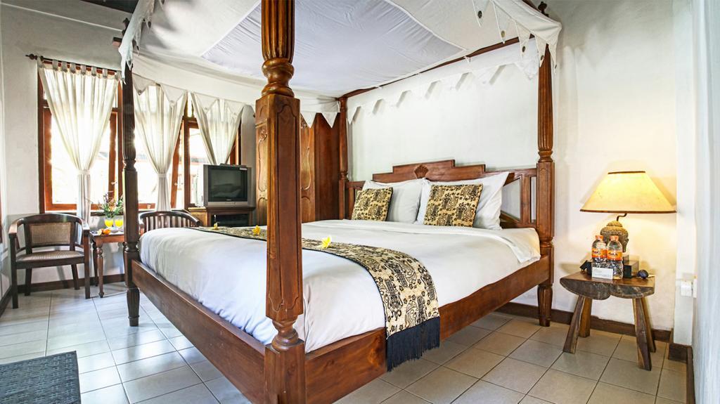 Sunhouse 3*