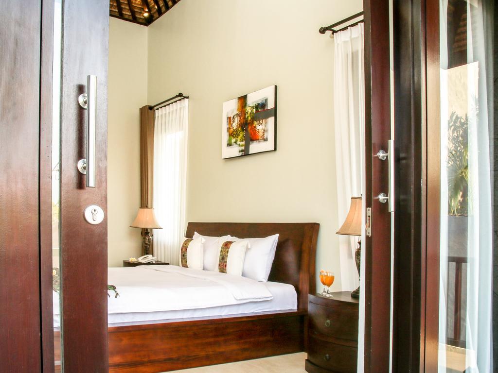 Linda Sanur (Bali)