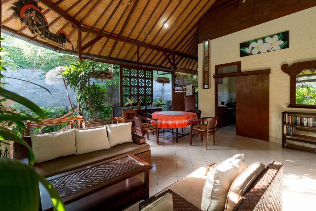 Baruna Holiday park 2*