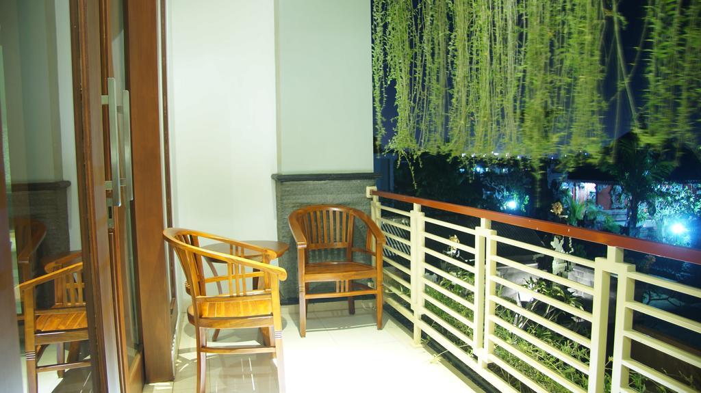 Surya 3* Sanur (Bali)