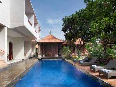 Hotel Nesa Bali 3*