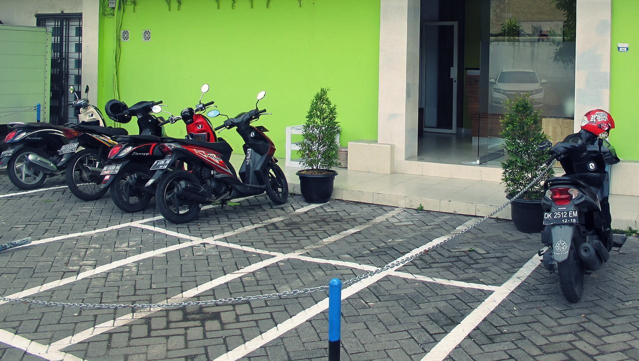 The Alley 3*