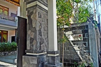 Homestay Yulia 2 *