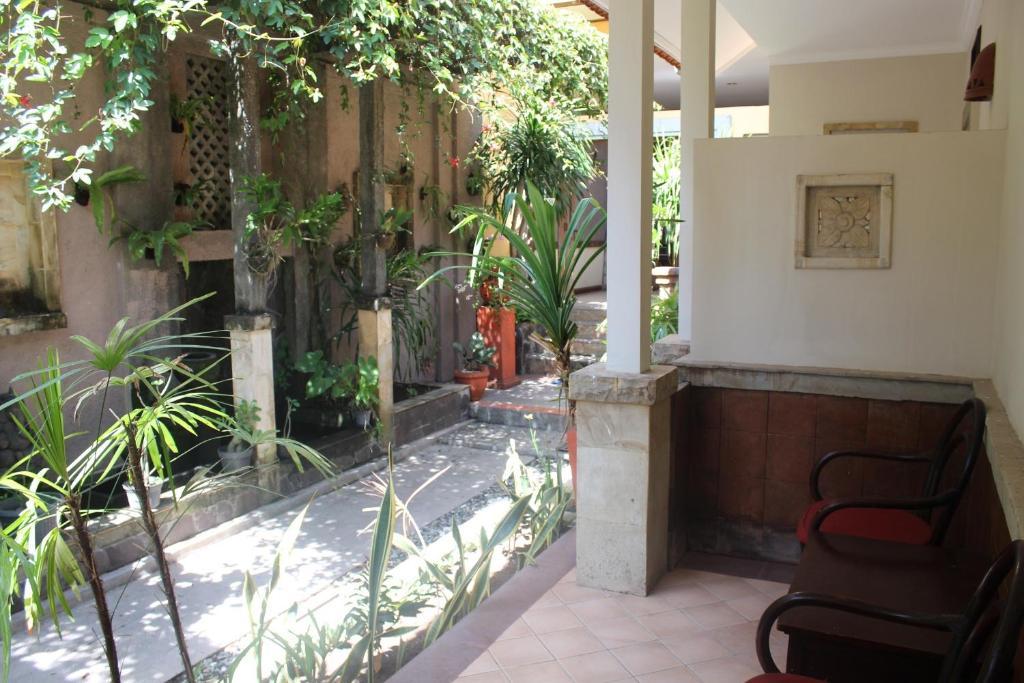 Guest house Indah