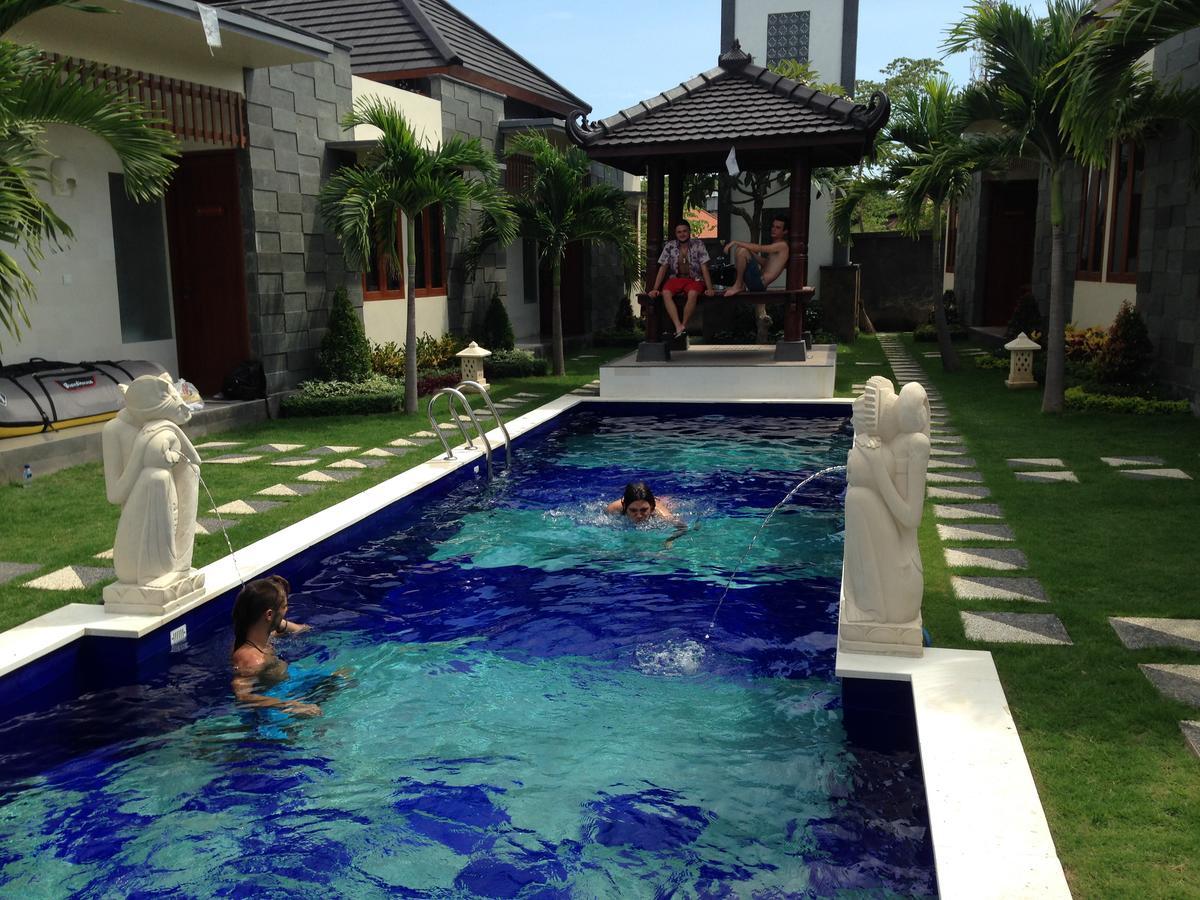 Kubu Daton 3* Sanur (Bali)