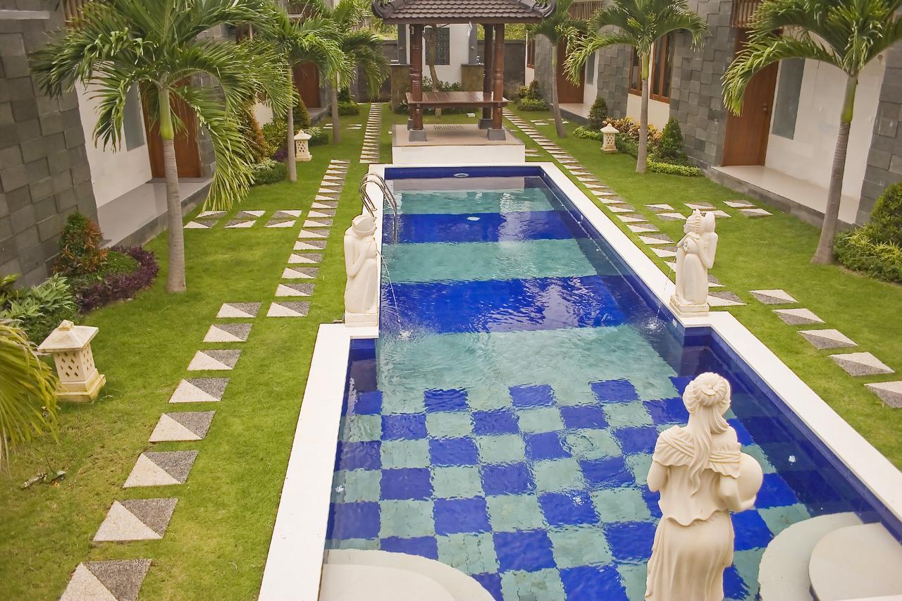 Bed & Breakfast Kubu Daton 3*
