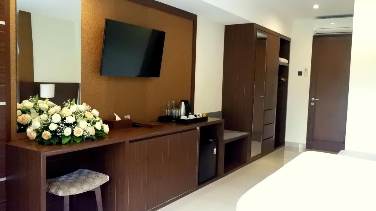 Arena Living Hotel