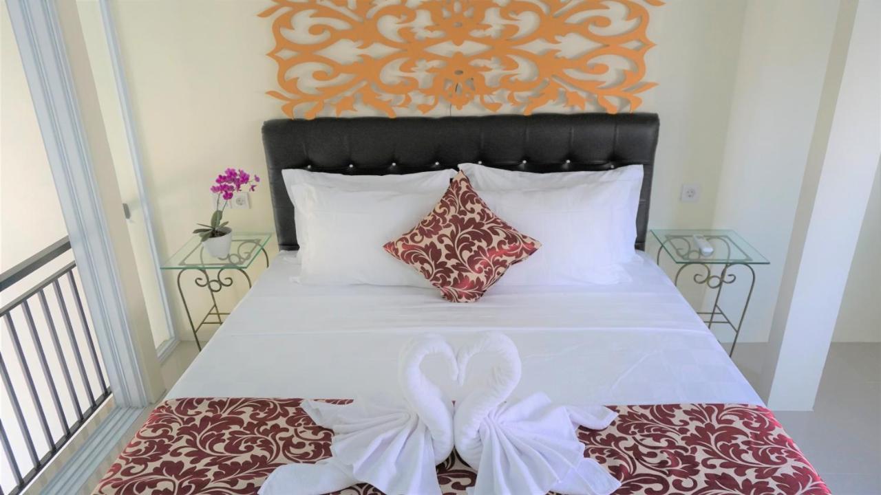 Hanabi Bed & Breakfast *