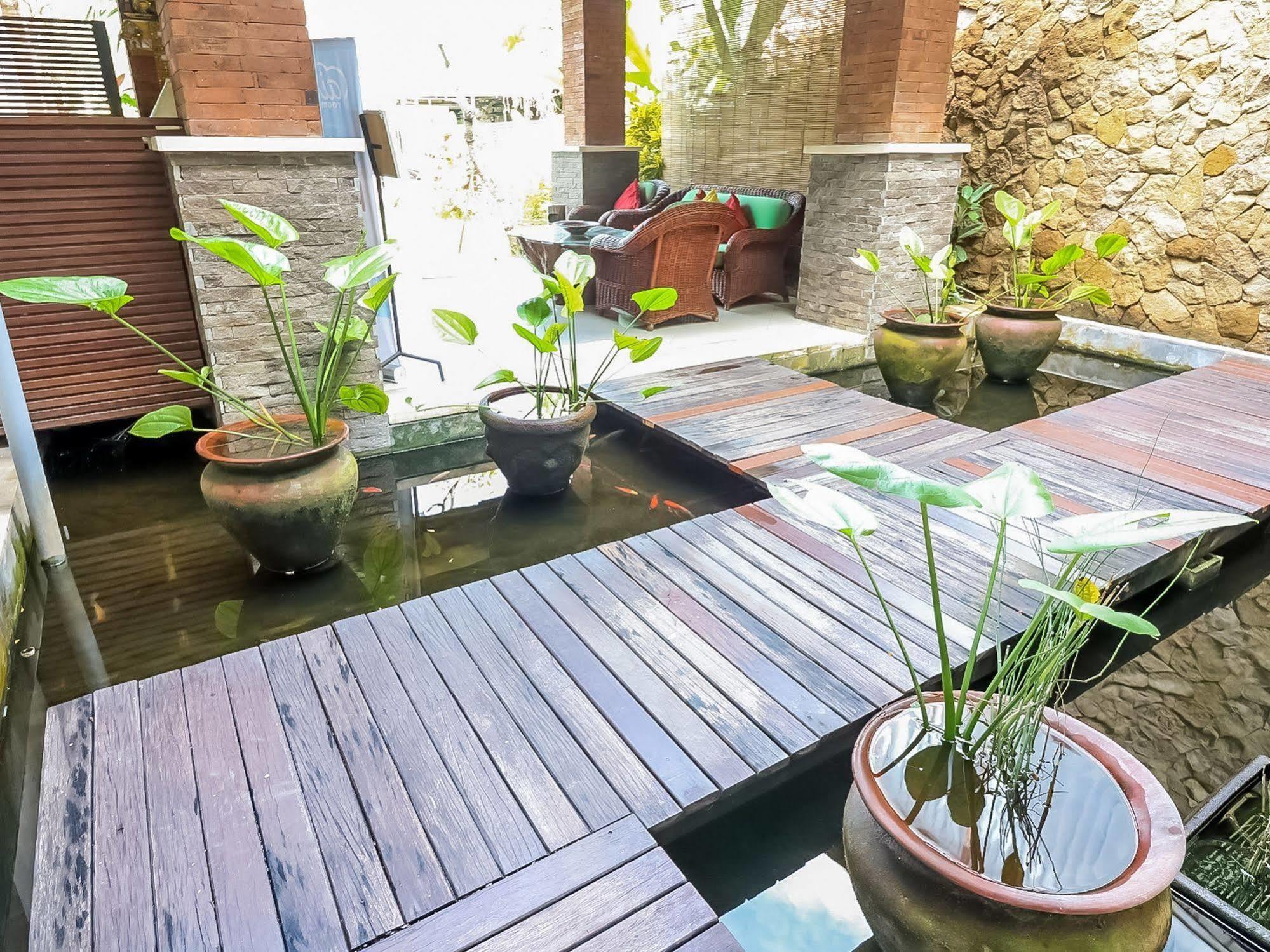Abisha Hotel