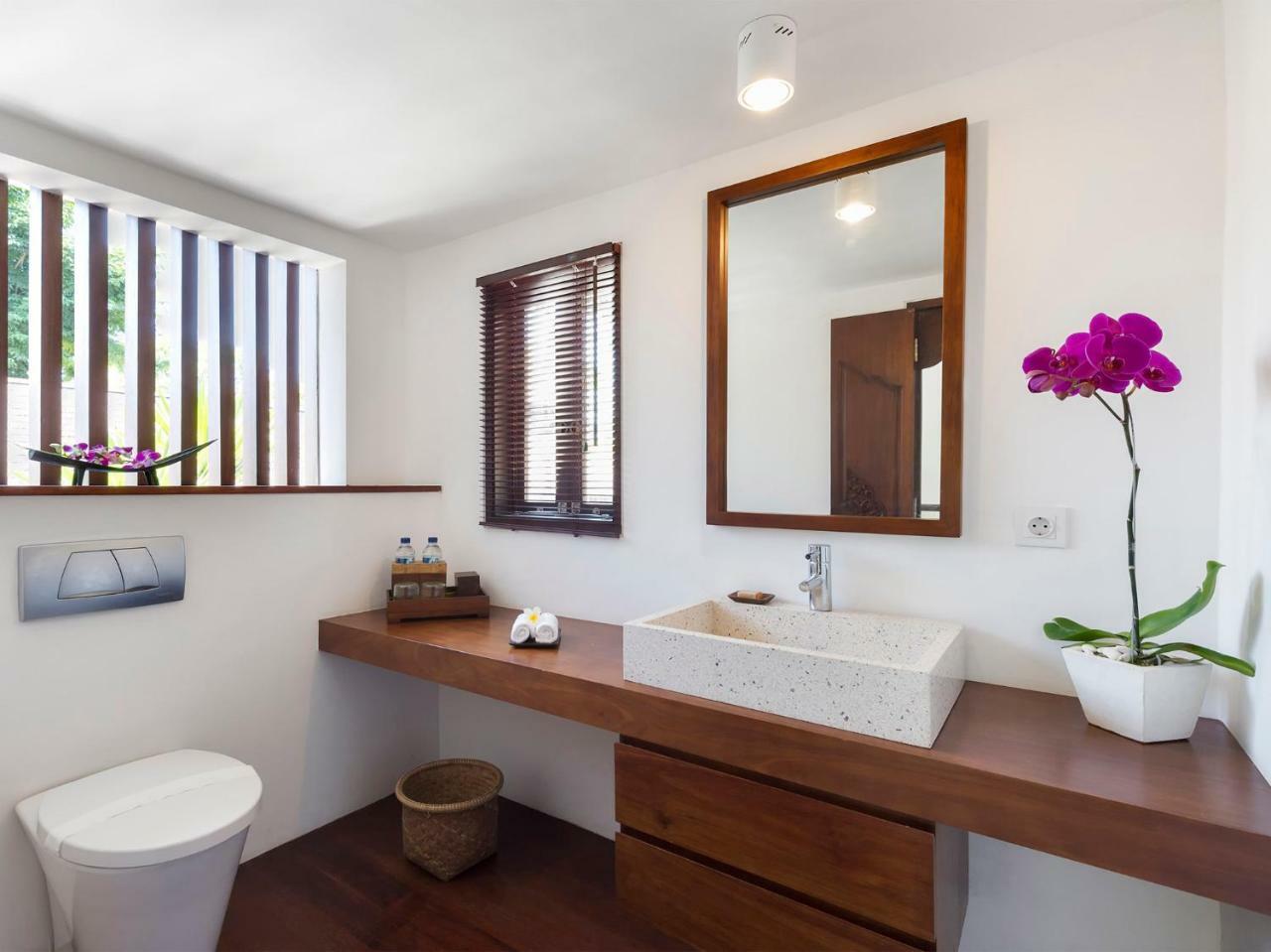 Batujimbar Villa *