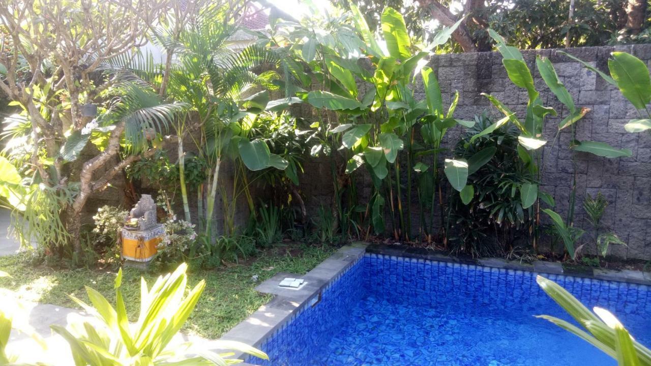 Jukung Dua Guest house 4*