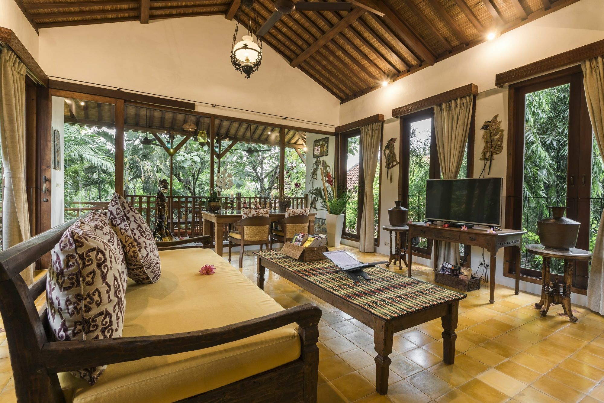 Kampung Kecil Boutique Villa