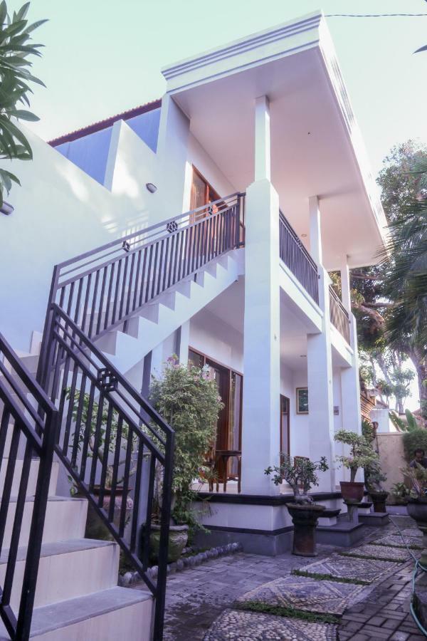 Sekar Waru