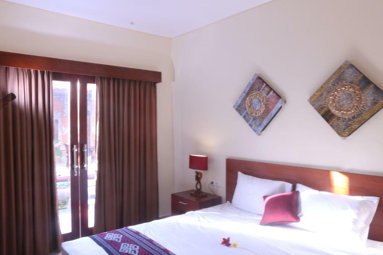 Sekar Waru Sanur