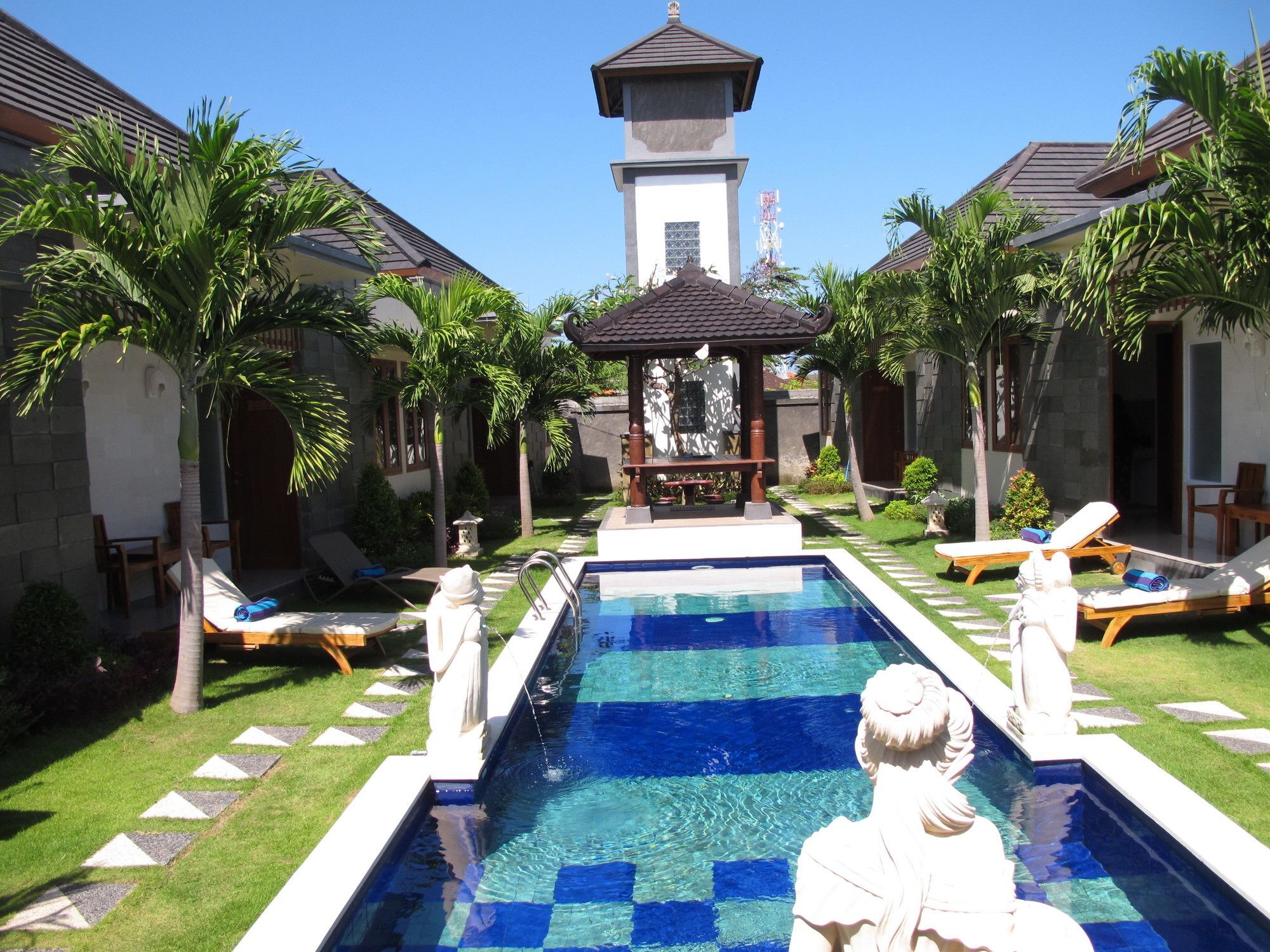 Kubu Daton 3* Sanur (Bali)