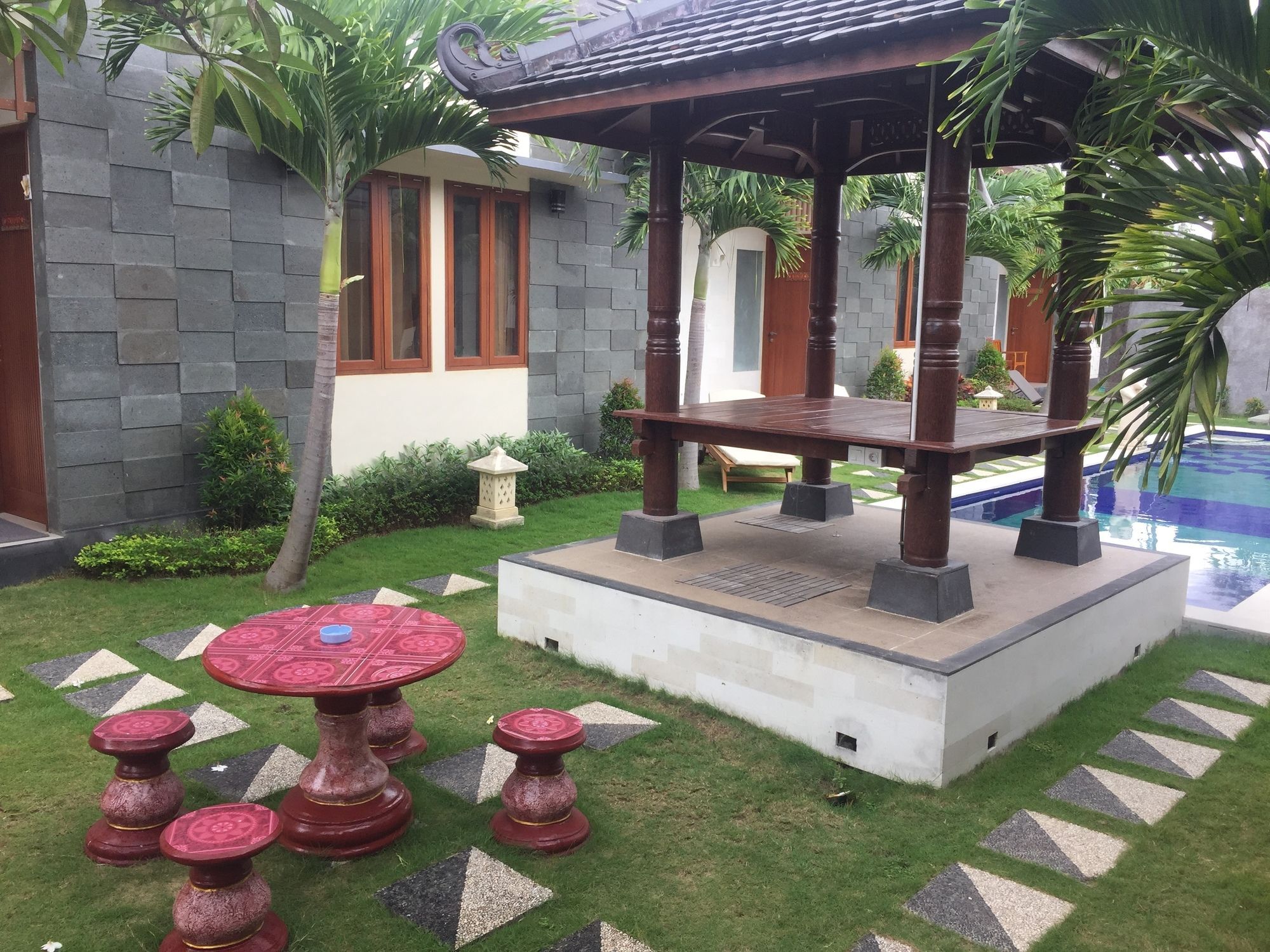 Kubu Daton 3* Sanur (Bali)
