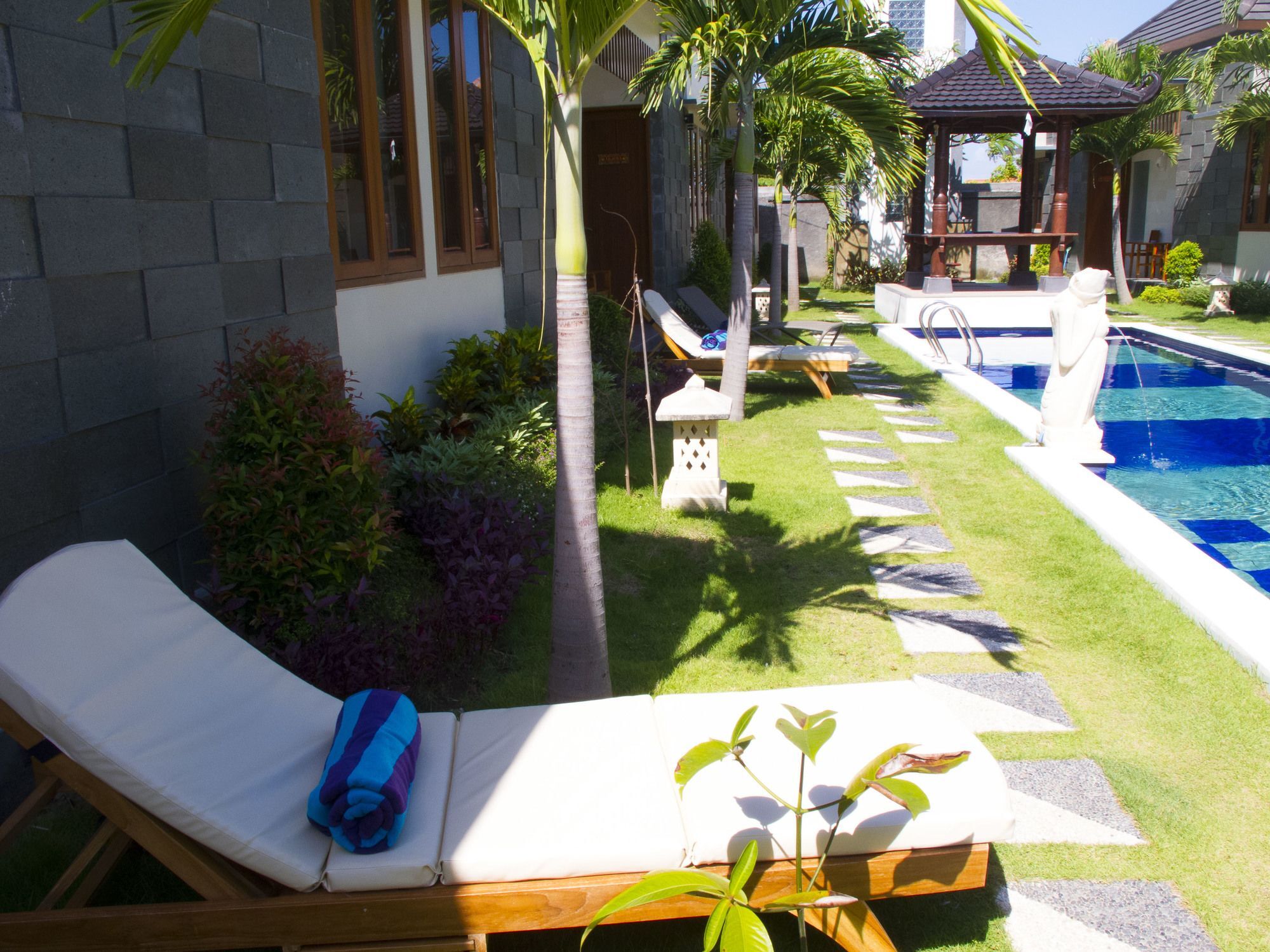 Kubu Daton 3* Sanur (Bali)