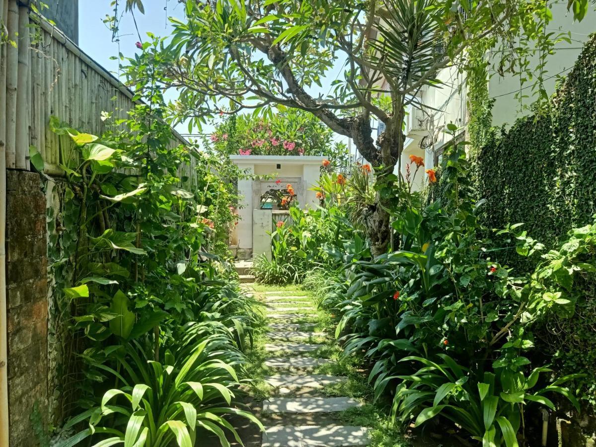 Ngetis Home Stay Sanur (Bali)